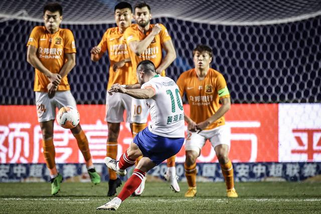 美国特使提议：用意大利取代伊朗参加世界杯